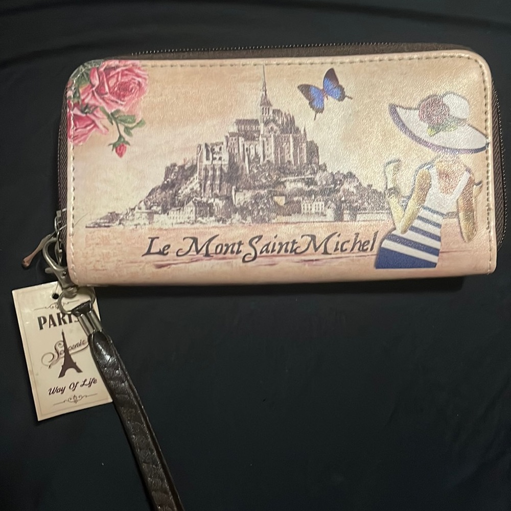 Paris wallet